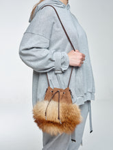 Load image into Gallery viewer, Red Fox And Suede Leather Bucket Bag
