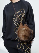 Load image into Gallery viewer, Muskrat Fur And Suede Leather Bucket Bag
