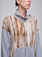 Load image into Gallery viewer, Zip-up Sweatshirt With Fur Print
